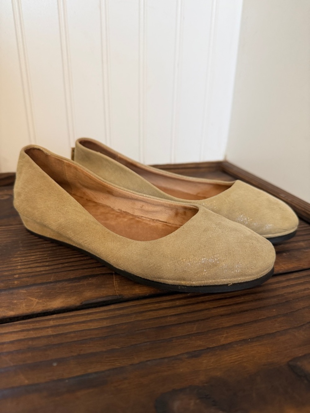 FS/NY Italy Women's Zeppa Textured Suede Ballet Flats